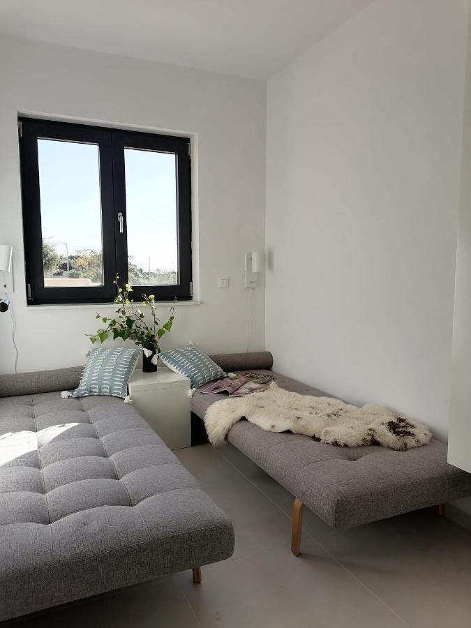 Bella Mare Apartment Mandre Exterior photo