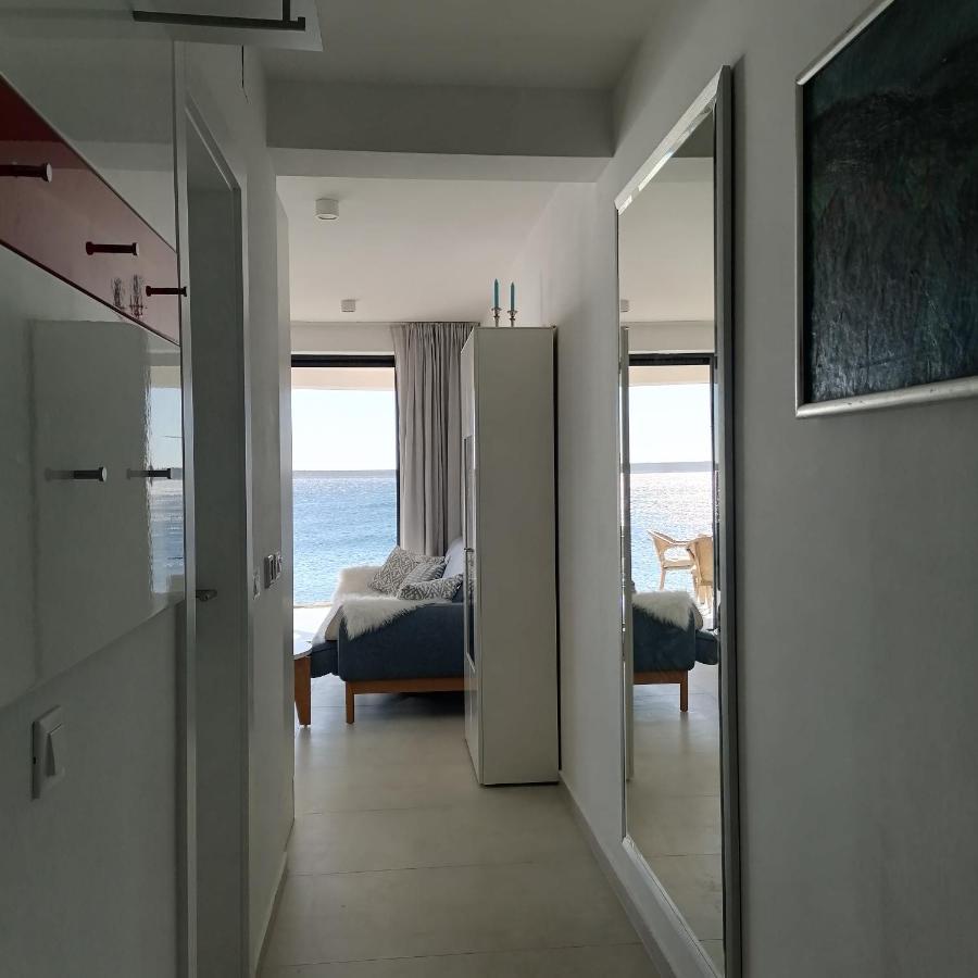 Bella Mare Apartment Mandre Exterior photo