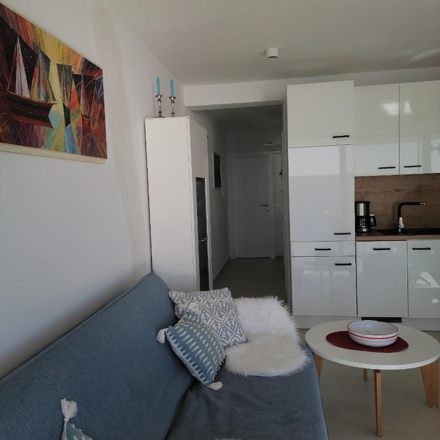 Bella Mare Apartment Mandre Exterior photo